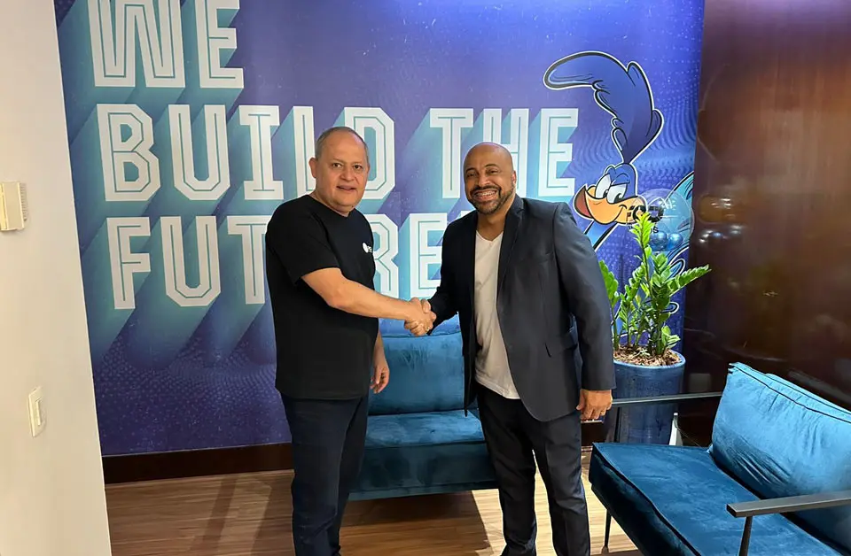 Minas Summit 2024: Grupo FCJ firma parceria institucional com Assesspro-MG